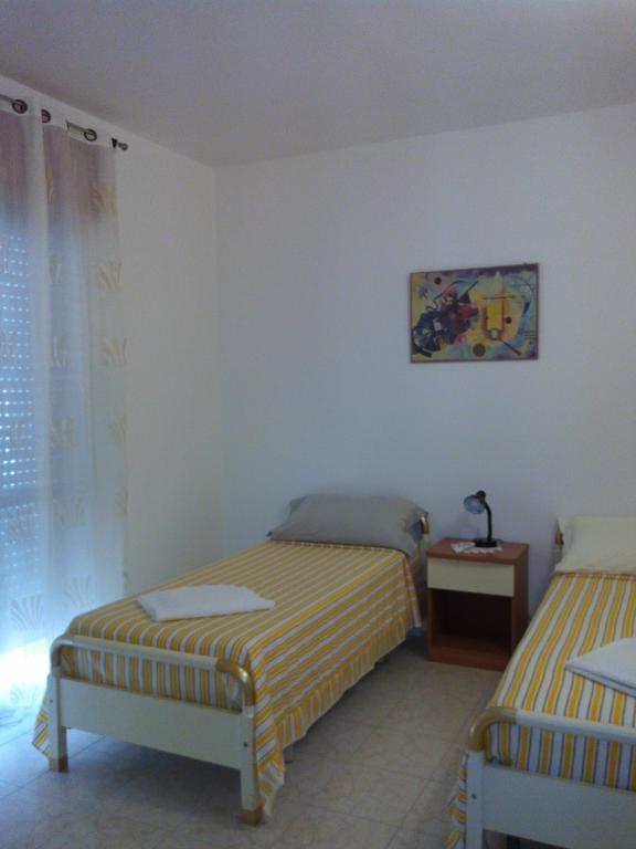 Casa Vacanze Isabella Aliano エクステリア 写真